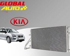 Kia Carens kondisioner radiatoru