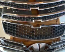 Chevrolet Cruze 2012 buraxılış ili üçün radiator barmaqlıqları. Bu