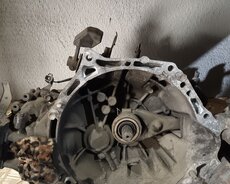 Toyota Auris Sürətlər qutusu