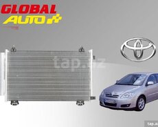 Toyota Corolla kondisioner radiatoru