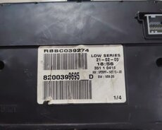 Renault megane Ii cihazlar paneli 8200399695 — Azbat-da