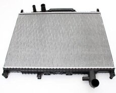 Land Rover sport 3.0 dizel motor su radiatoru