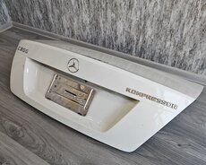w204 arxa baqaj Mercedes