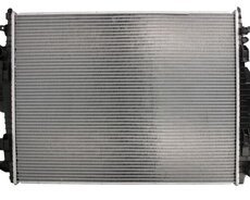 Porsche cayenne 2011-2018 model su radiatoru