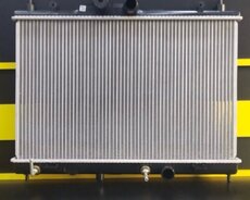 Nissan Tiida 2004-2013 Radiator Su