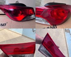 Hyundai Elantra (2011-2013) stop işıqları