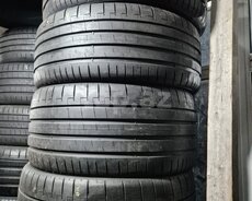 325 35 R22 : 285 40 R22 Pirelli təkərləri