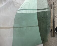 Mercedes benz sag qabag şüşəsi w202