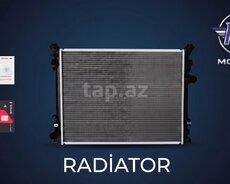 Chrysler C300 su radiatoru