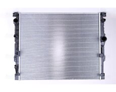 Bmw g30 su radiatoru